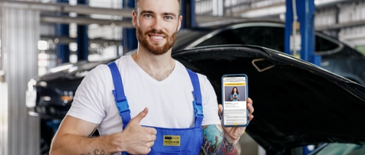 Werkstatttermin online buchen Werkstattarbeiter in der Werkstatt